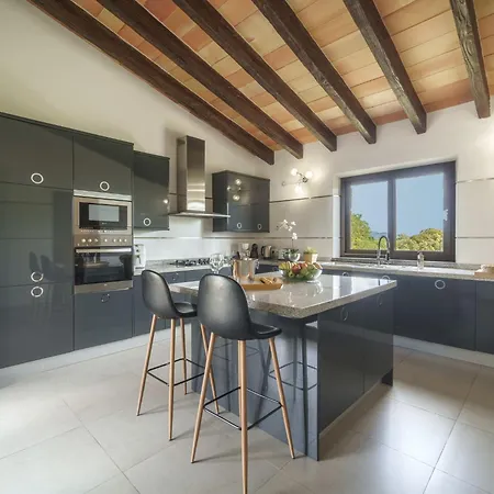 Casa de Férias Benet By Interhome *