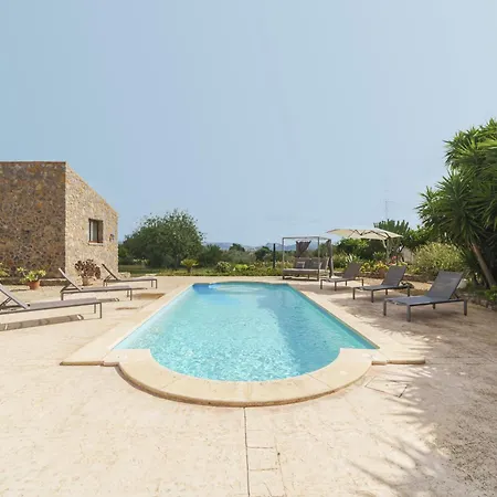 Benet By Interhome